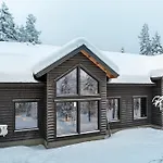 Lumikkomaeki B - Arctic Forest Retreat By Hilla Apartment *