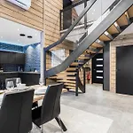 Lumikkomaeki B - Arctic Forest Retreat By Hilla *