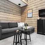 Lumikkomaeki B - Arctic Forest Retreat By Hilla